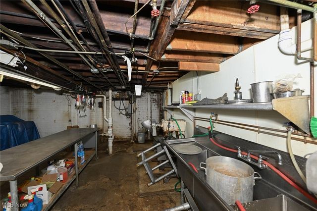 5384 Saint Clair Avenue, Cleveland, OH 44103