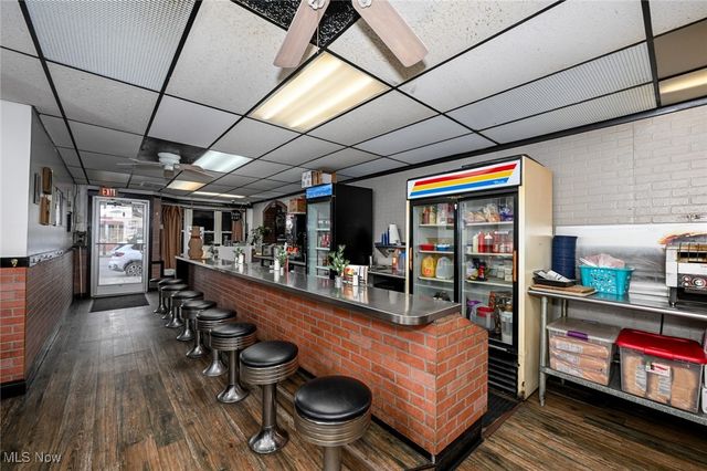 5384 Saint Clair Avenue, Cleveland, OH 44103