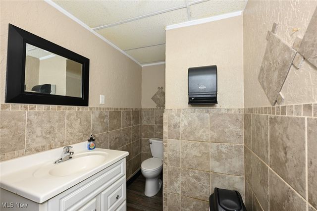 5384 Saint Clair Avenue, Cleveland, OH 44103