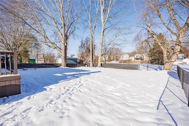 51 Huntington Parkway, Hamlin, NY 14464