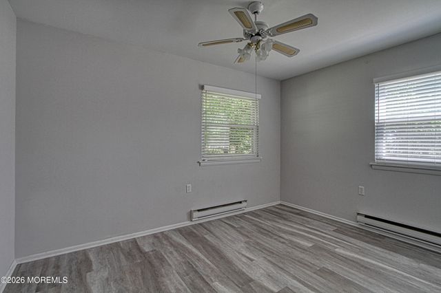 16 Hudson Parkway, Whiting, NJ 08759