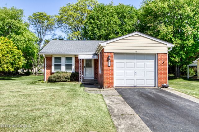 16 Hudson Parkway, Whiting, NJ 08759