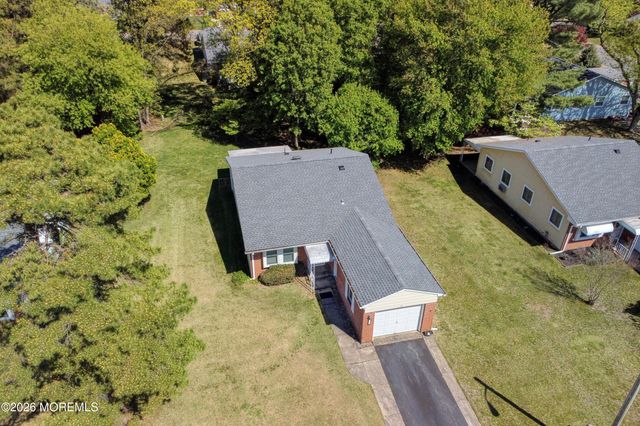 16 Hudson Parkway, Whiting, NJ 08759