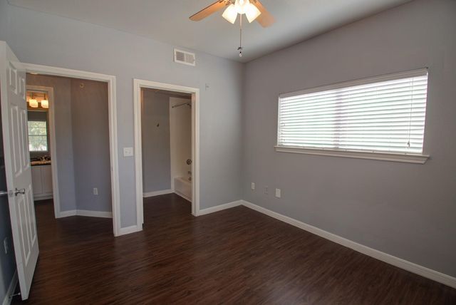 2320 Gracy Farms LN 926, Austin, TX 78758