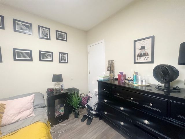 122 London 2, Boston, MA 02128