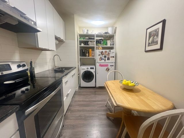 122 London 2, Boston, MA 02128