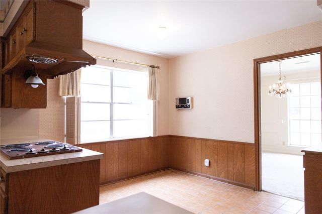 10111 Kerrwood Lane, Houston, TX 77080