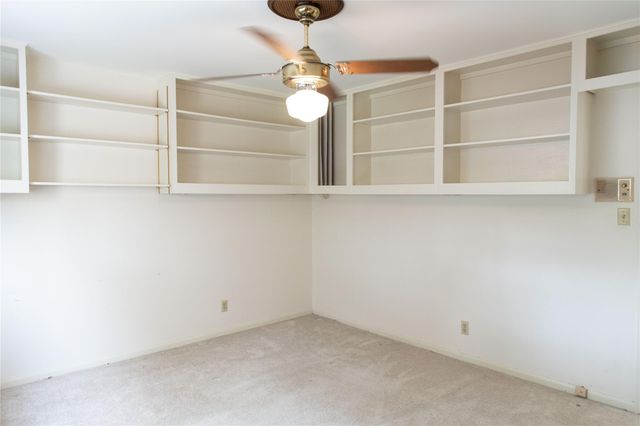 10111 Kerrwood Lane, Houston, TX 77080