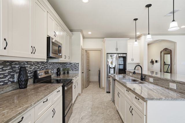 3021 Springview Avenue, Dallas, TX 75216