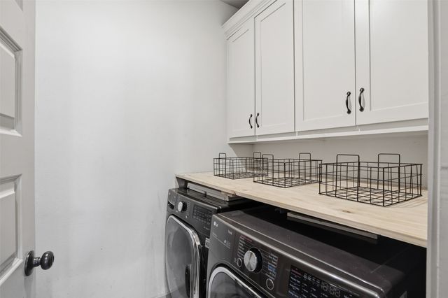 3021 Springview Avenue, Dallas, TX 75216