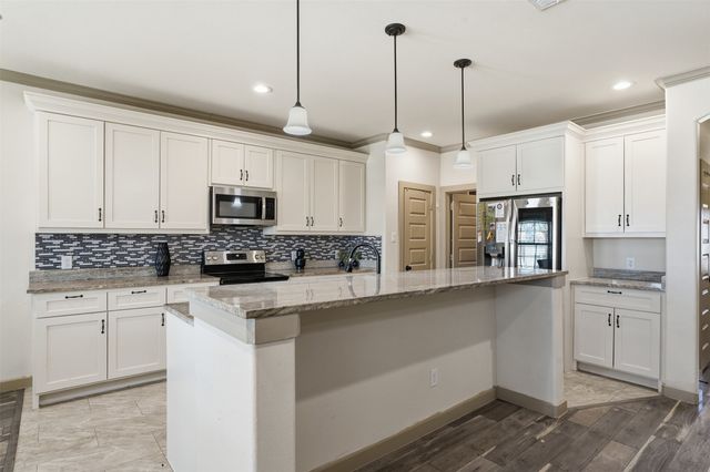 3021 Springview Avenue, Dallas, TX 75216