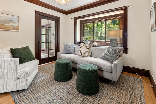 90 Hull St, Newton, MA 02458