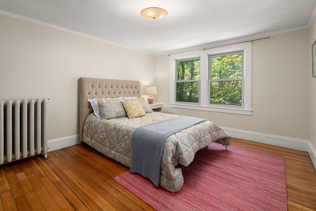 90 Hull St, Newton, MA 02458