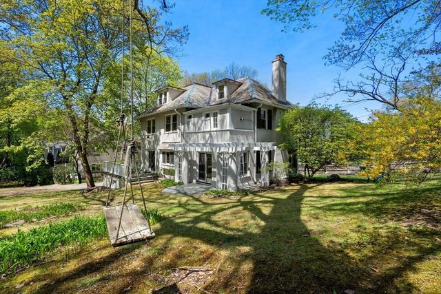 90 Hull St, Newton, MA 02458