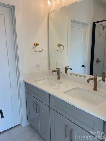 3003 Casting Street 12, Charlotte, NC 28206