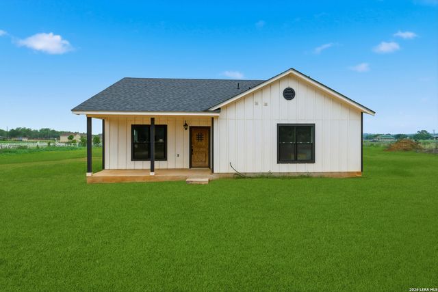 20922 KINNEY RD, Somerset, TX 78069