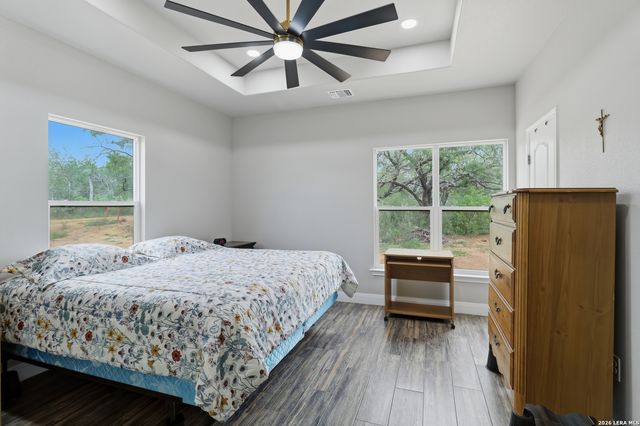 20922 KINNEY RD, Somerset, TX 78069