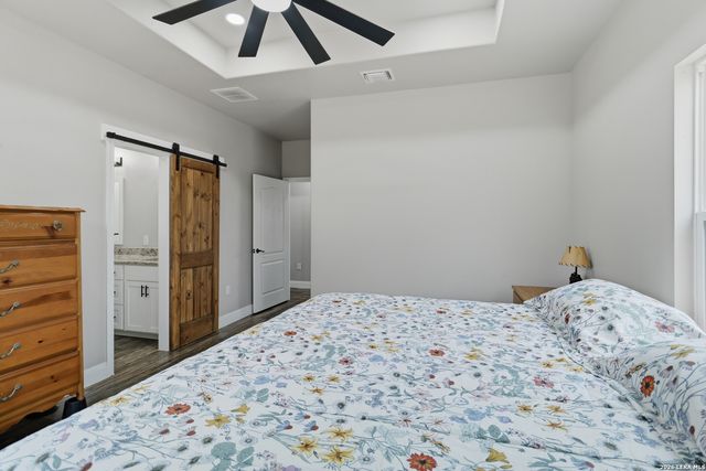 20922 KINNEY RD, Somerset, TX 78069