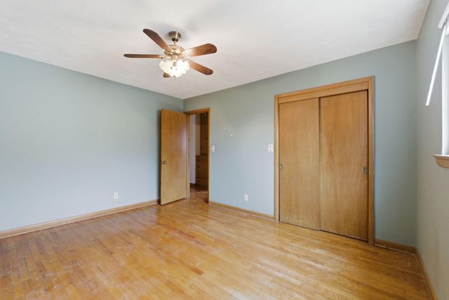 1733 S Lancaster Avenue, Springfield, MO 65807