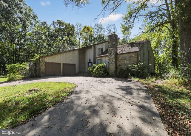 6320 WINDPATTERNS TRL, Fairfax Station, VA 22039