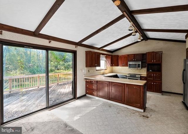 6320 WINDPATTERNS TRL, Fairfax Station, VA 22039