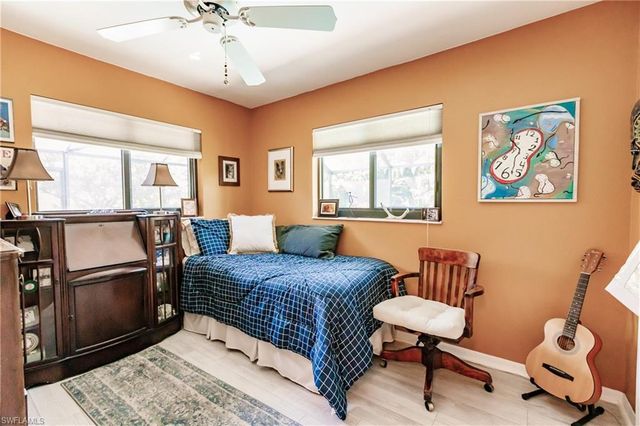 627 SE 34th ST, Cape Coral, FL 33904