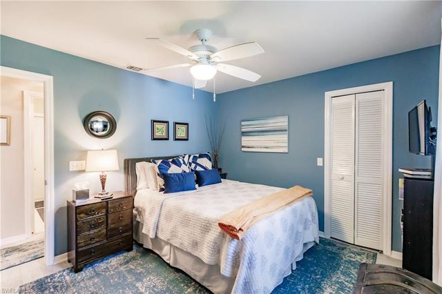 627 SE 34th ST, Cape Coral, FL 33904