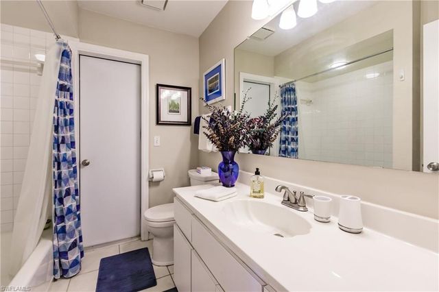 627 SE 34th ST, Cape Coral, FL 33904