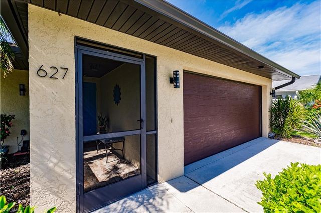 627 SE 34th ST, Cape Coral, FL 33904