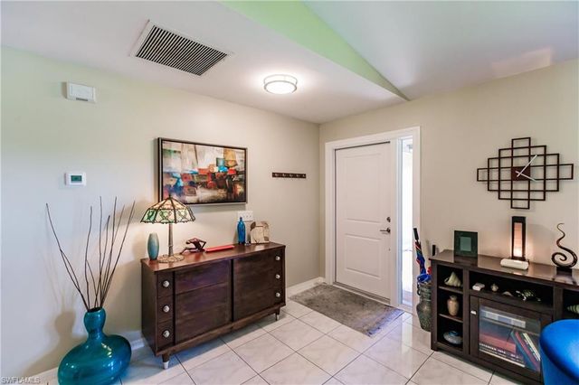 627 SE 34th ST, Cape Coral, FL 33904