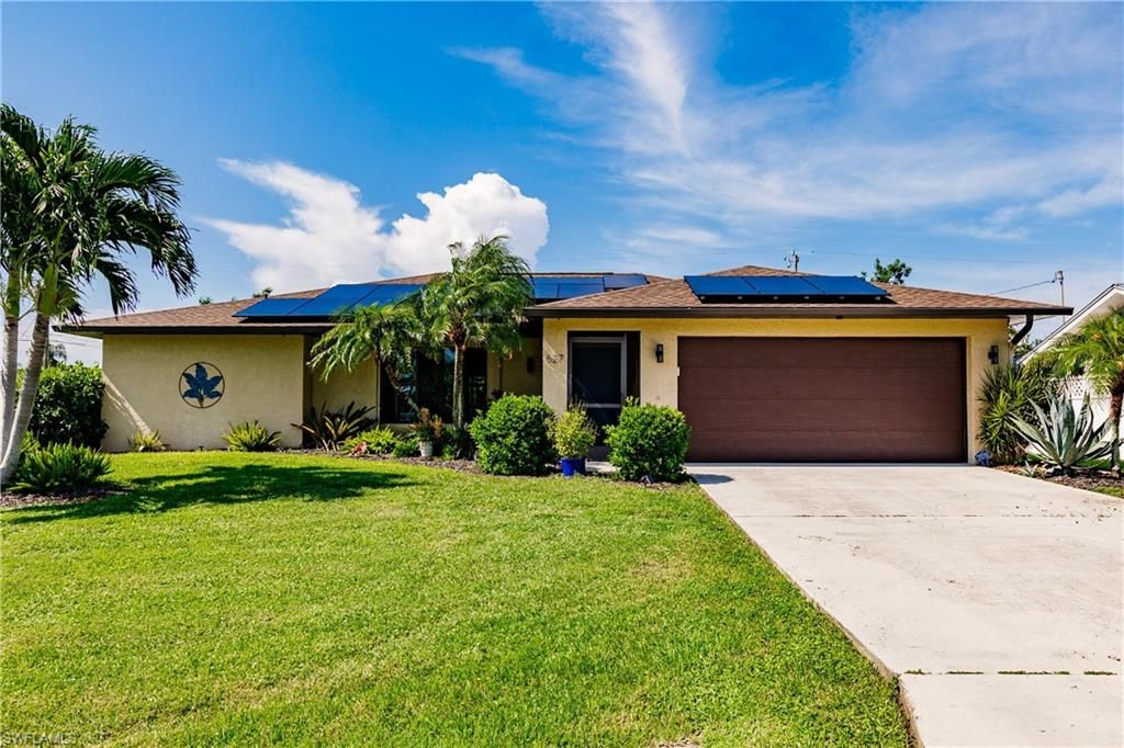 627 SE 34th ST, Cape Coral, FL 33904