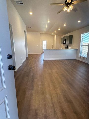 2174 Langford Avenue, Lubbock, TX 79407