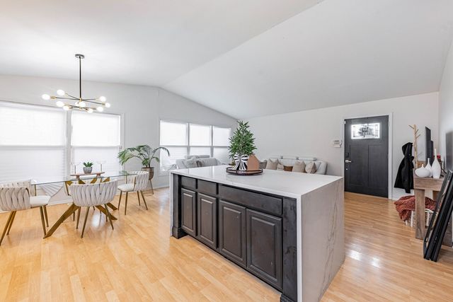 1138 E 151st Street, Dolton, IL 60419