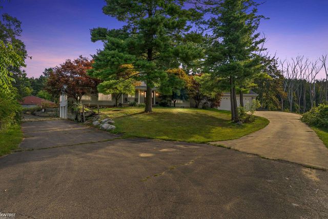 1061 Rose Center Road, Rose Twp, MI 48430