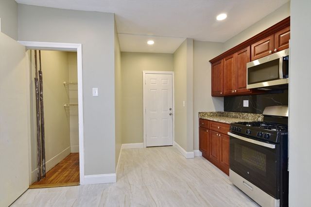 9 Nightingale St 2, Boston, MA 02124