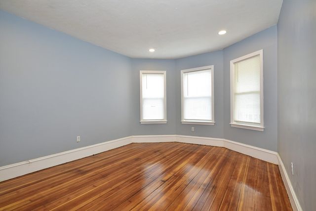 9 Nightingale St 2, Boston, MA 02124