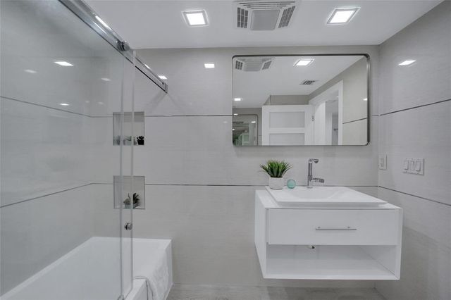 3550 Galt Ocean Drive 208, Fort Lauderdale, FL 33308