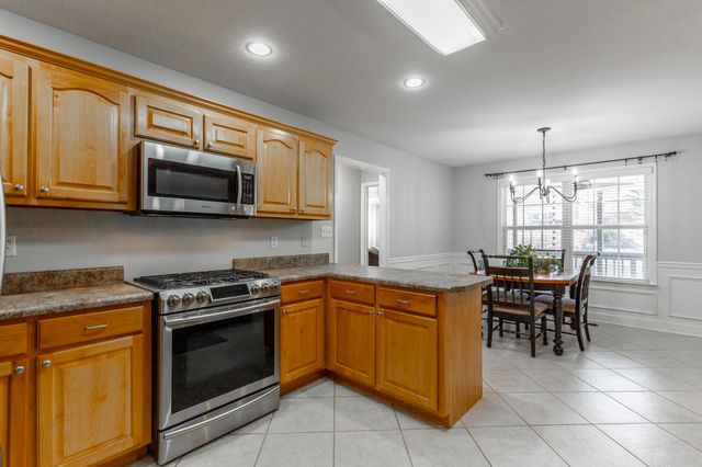 7573 Passport Drive, Ooltewah, TN 37363