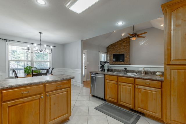 7573 Passport Drive, Ooltewah, TN 37363