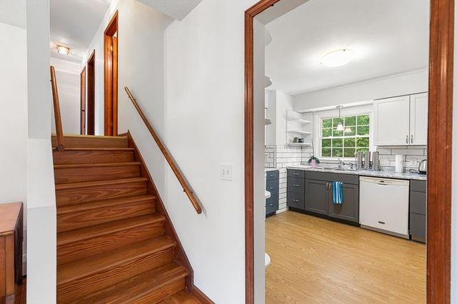 47 Gentian Drive, South Kingstown, RI 02879