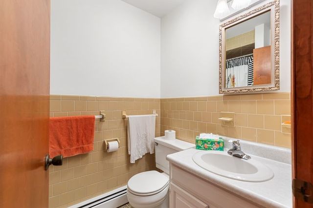 47 Gentian Drive, South Kingstown, RI 02879