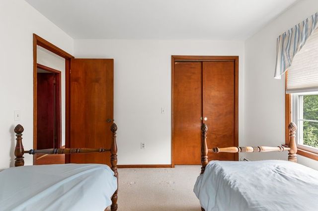 47 Gentian Drive, South Kingstown, RI 02879