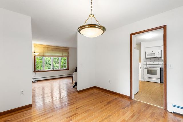 47 Gentian Drive, South Kingstown, RI 02879
