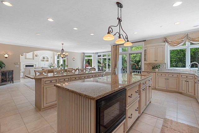 4571 ALGONQUIN TRAIL, Green Bay, WI 54313