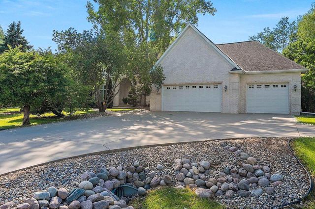 4571 ALGONQUIN TRAIL, Green Bay, WI 54313