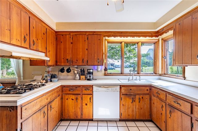 97 Seabury Boulevard, Penfield, NY 14580