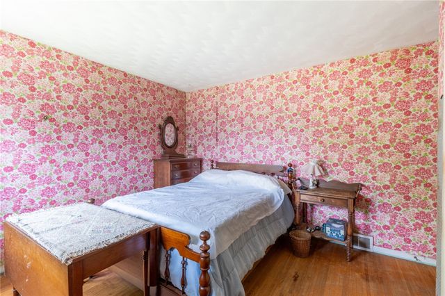 97 Seabury Boulevard, Penfield, NY 14580