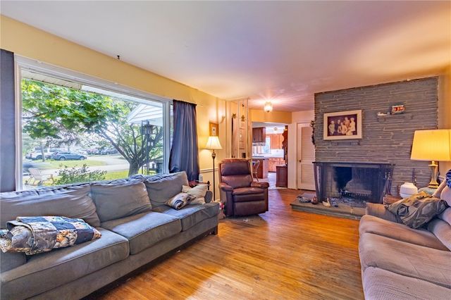 97 Seabury Boulevard, Penfield, NY 14580