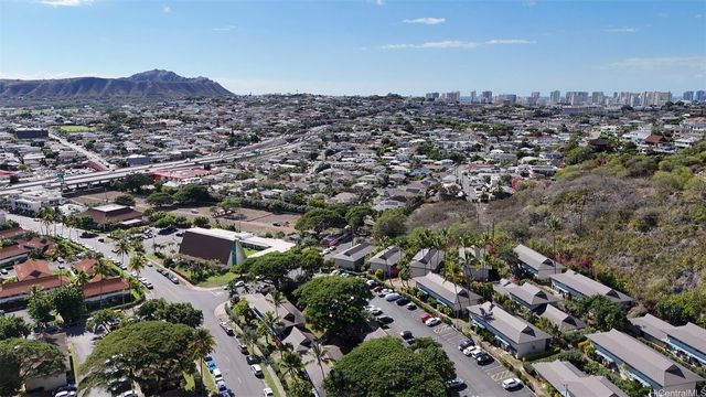 4136 Keanu Street 3, Honolulu, HI 96816