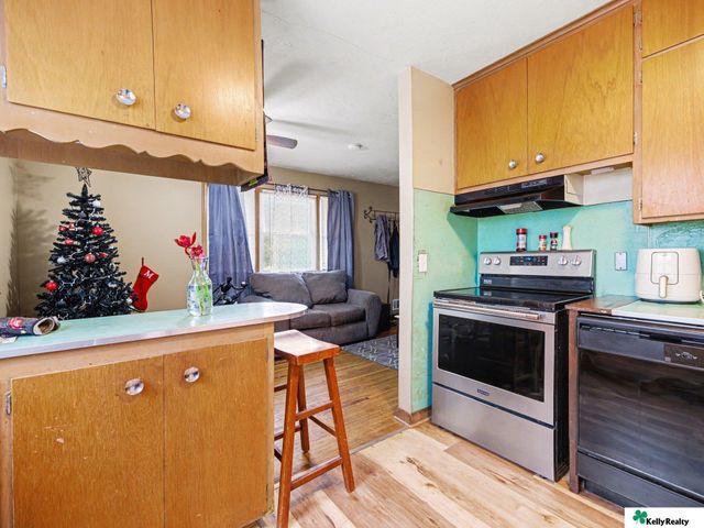 4618 N 55th Street, Omaha, NE 68104
